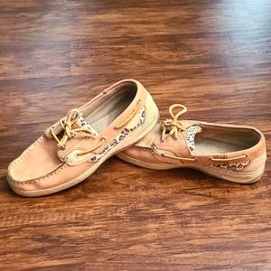 Maui Island Boat Shoes Size 8.5